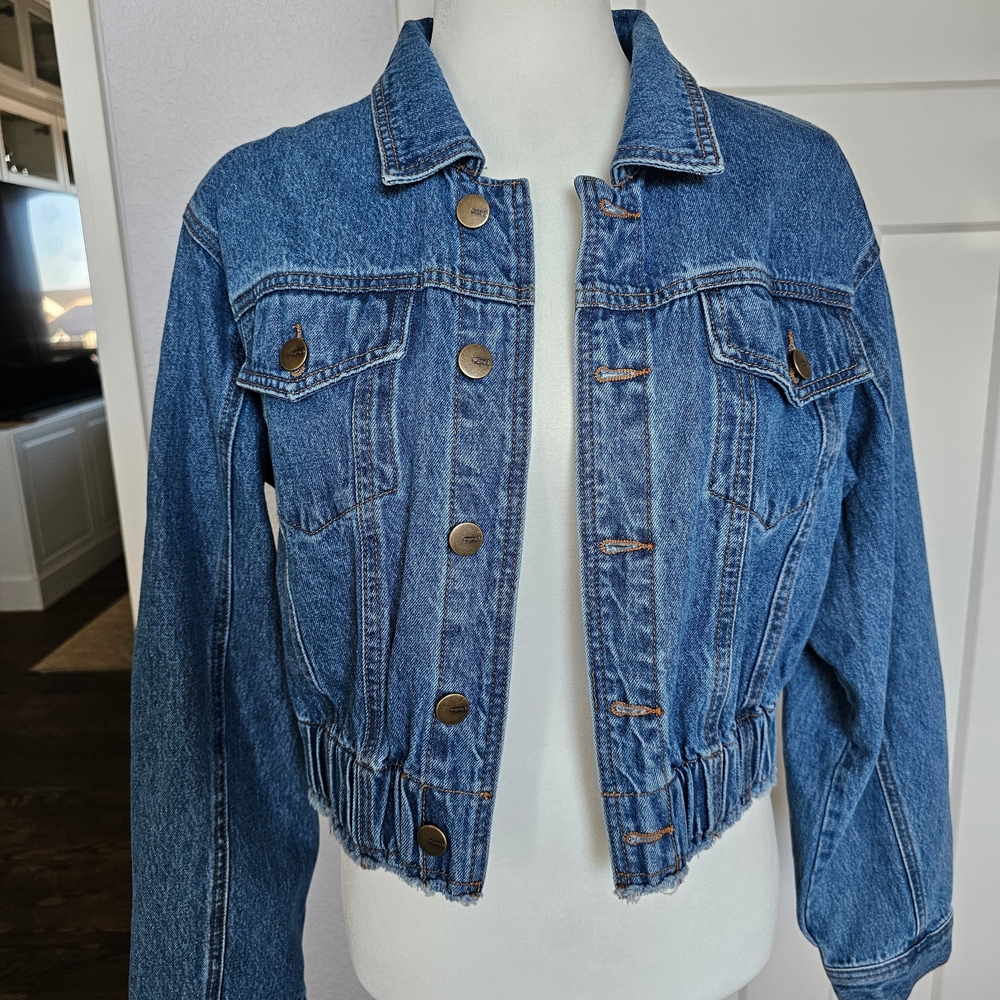 Blue Cropped Jean Jacket with Contrast Stitching